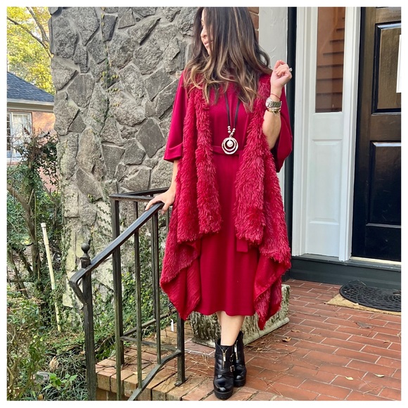 #27 Absolutely Gorgeous Faux Fur Open Draped Jacket/Vest - Picture 4 of 7